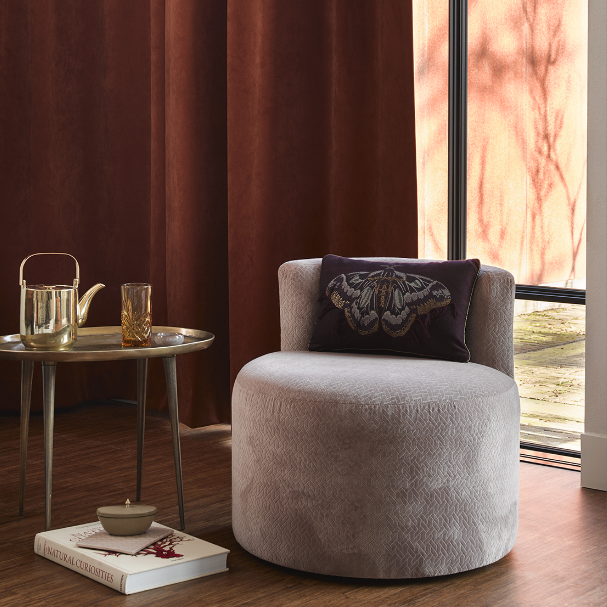 Isola 31888_2048x2048