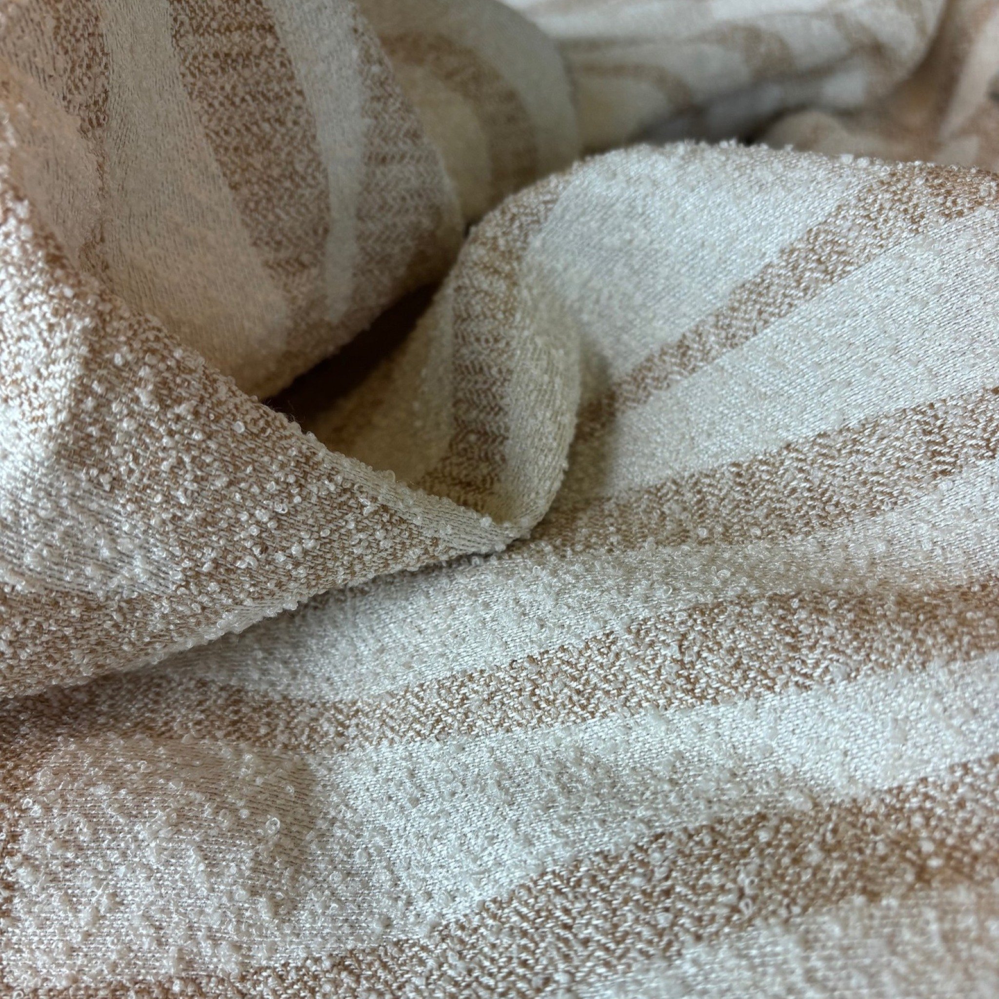 Mare_01_beige_2048x2048