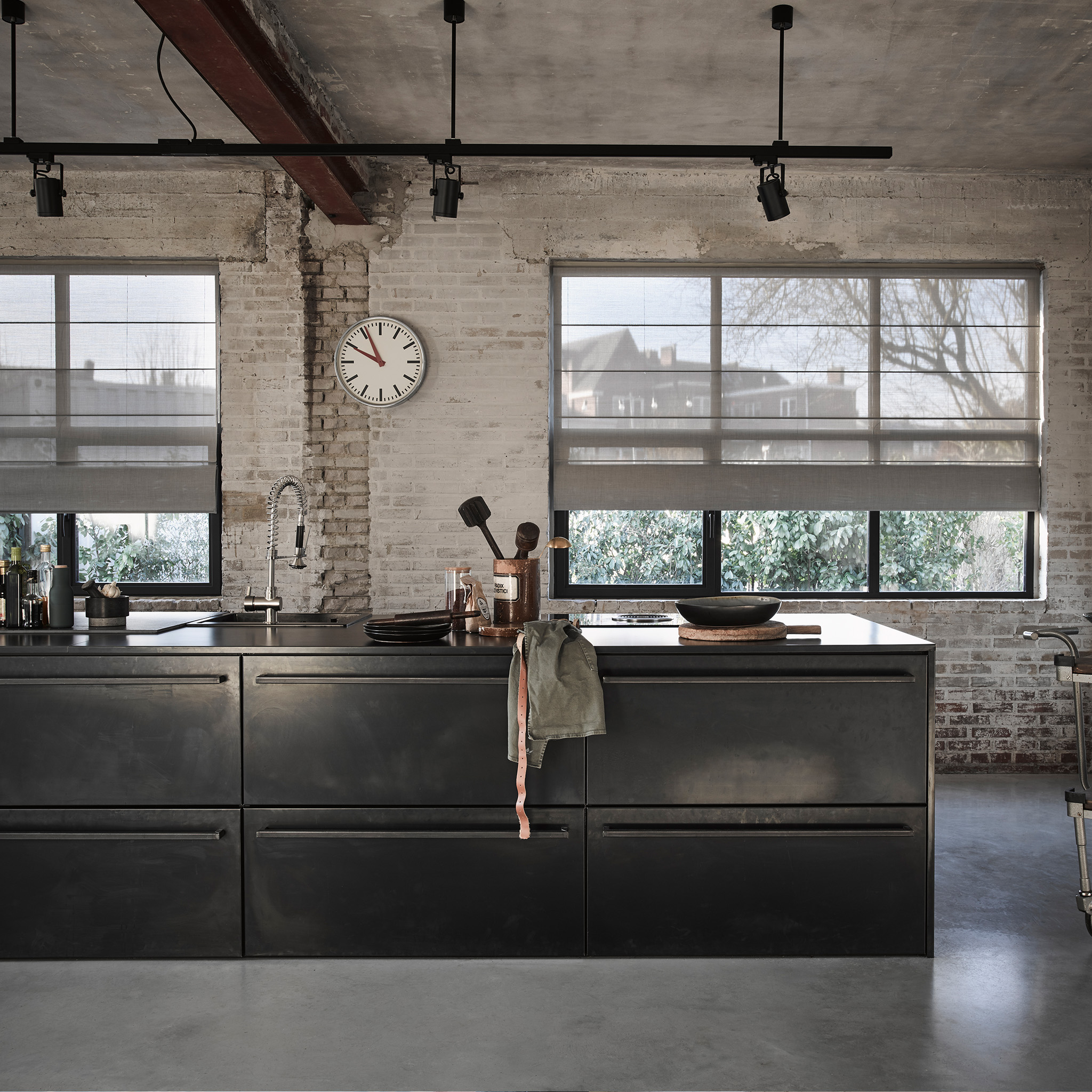 Vouwgordijn_Lichtdoorlatend_screenstof_84676_32088_2048x2048