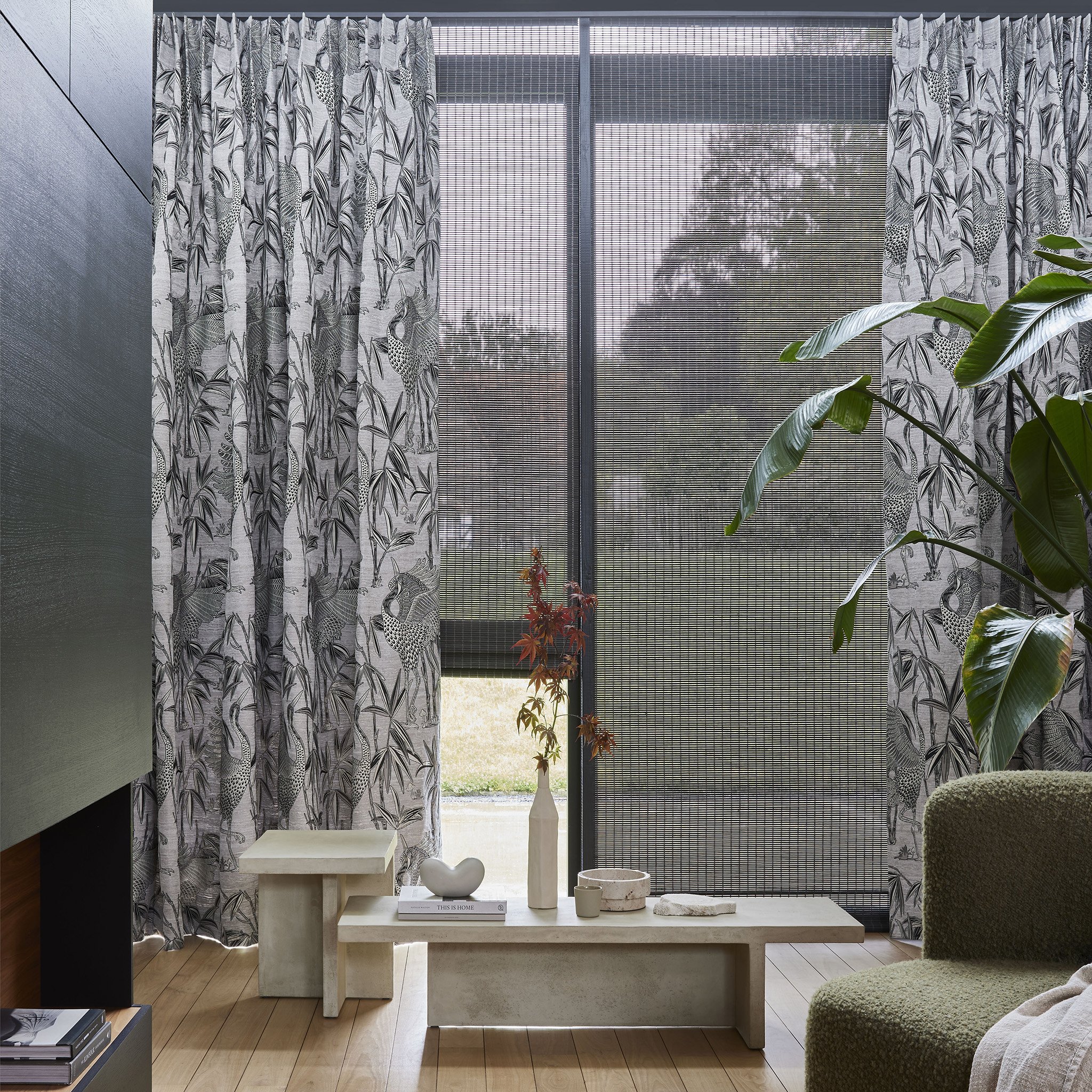 Vourgordijn_Azibi_Gordijn_Tancho_groene_woonkamer__2048x2048
