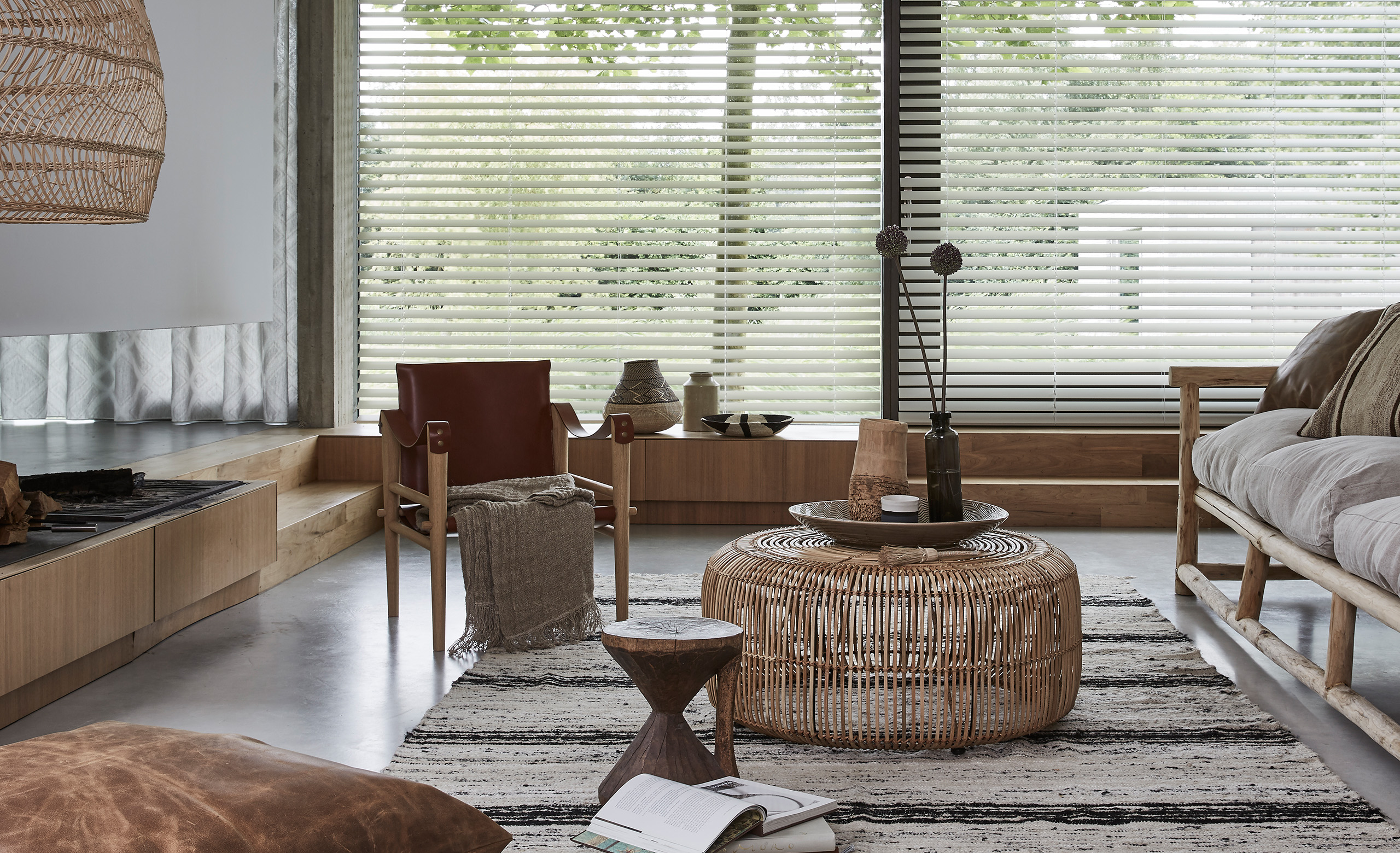 jaloezieen_silva_zwart_bohemain_woonkamer_2560x1560