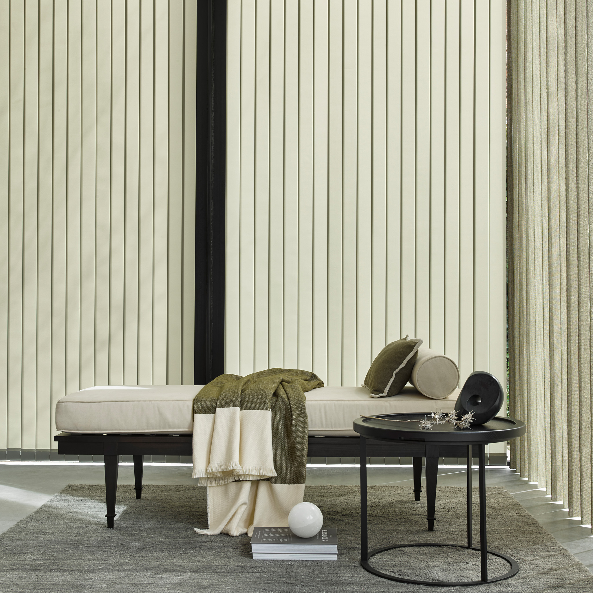 Lamellen_stoffen_loveseat_dicht_2048x2480